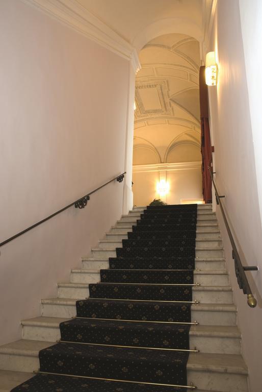 Relais Antico Palazzo Rospigliosi Hotel 4*
